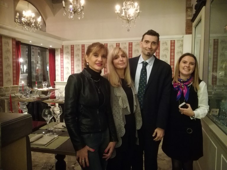 Dori Ghezzi con Franca Ottoboni, Andrea Sala e Martina Azzolari