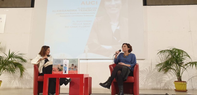 Stefania Auci con Alessandra Tedesco